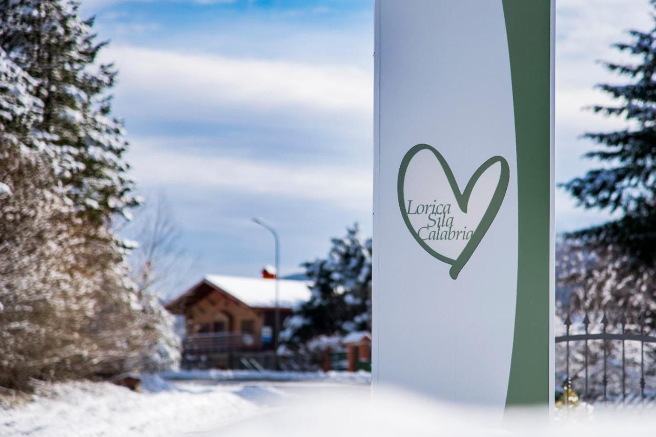 Hotel Park 108 Sport&Wellness Lorica Eksteriør billede