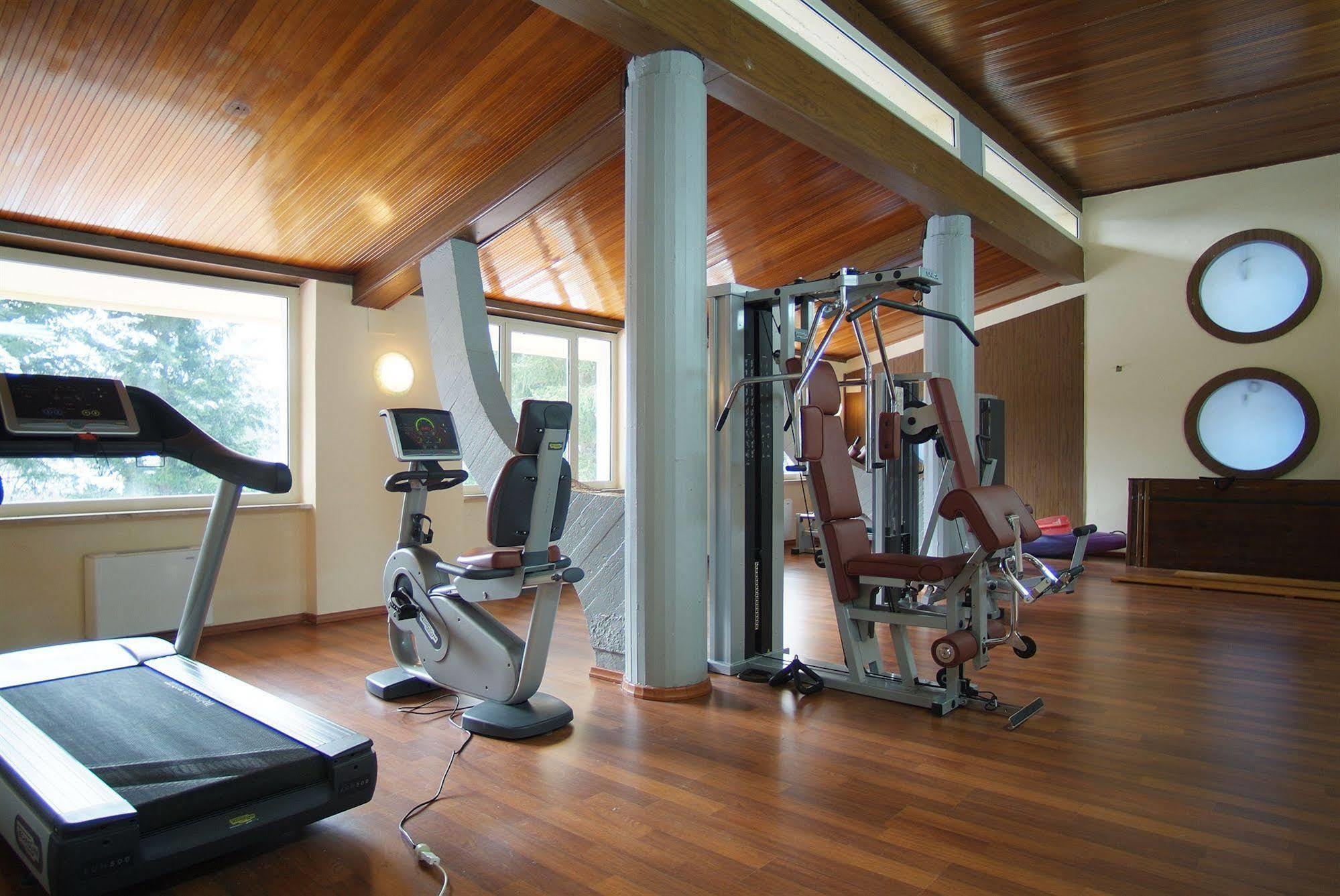 Hotel Park 108 Sport&Wellness Lorica Eksteriør billede
